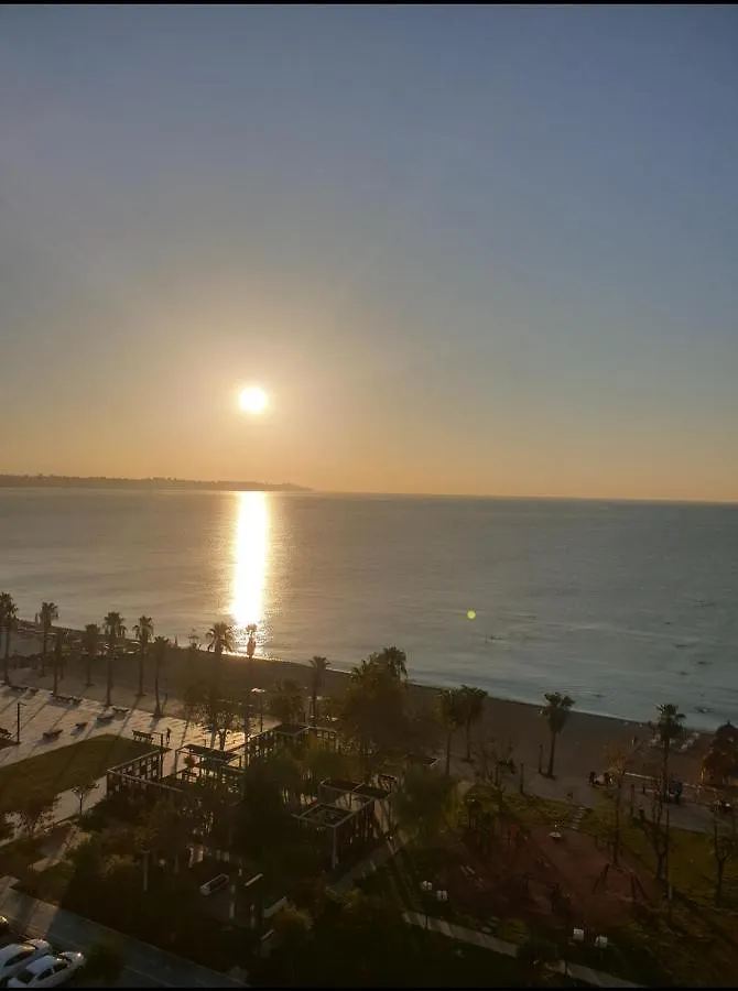 Antalya Konyaaltinda Muhtesem Gemi Ev Apartment